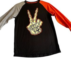HALLOWEEN BOYS SKELETON PEACE LONG SLEEVE T-SHIRT SZ XL (14-16)